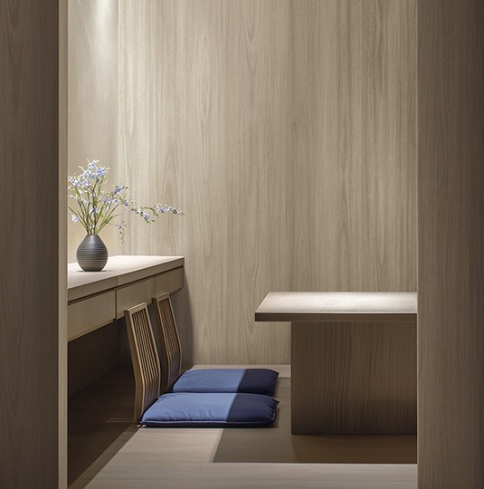 W871 Oak Interior Film in a real interior setting